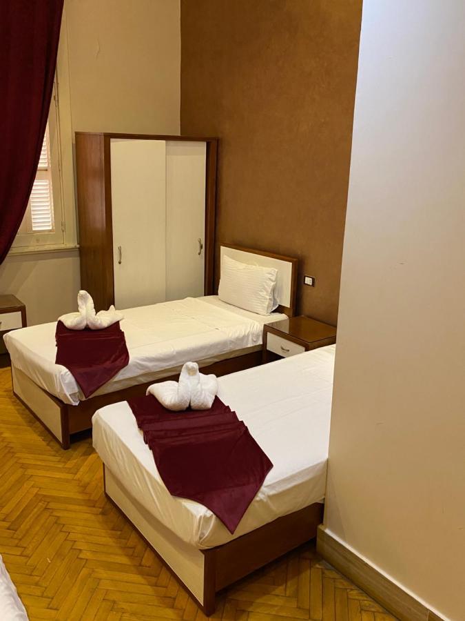 Nour Hostel *